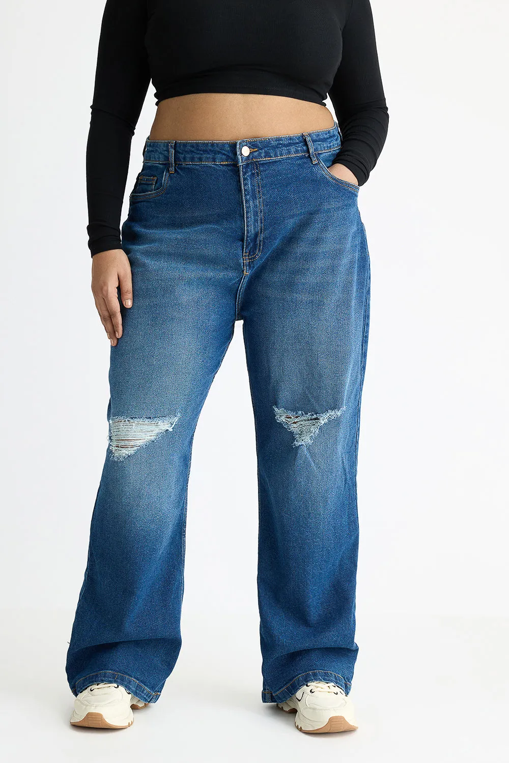 Carbon Curve Knee Distressed Jeans