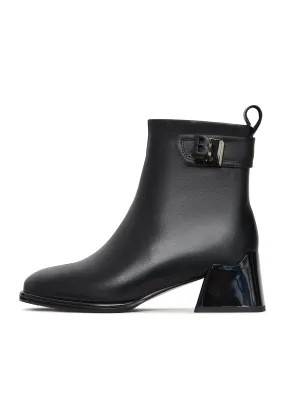 Sleek Leather Ankle Boots Vika - Black